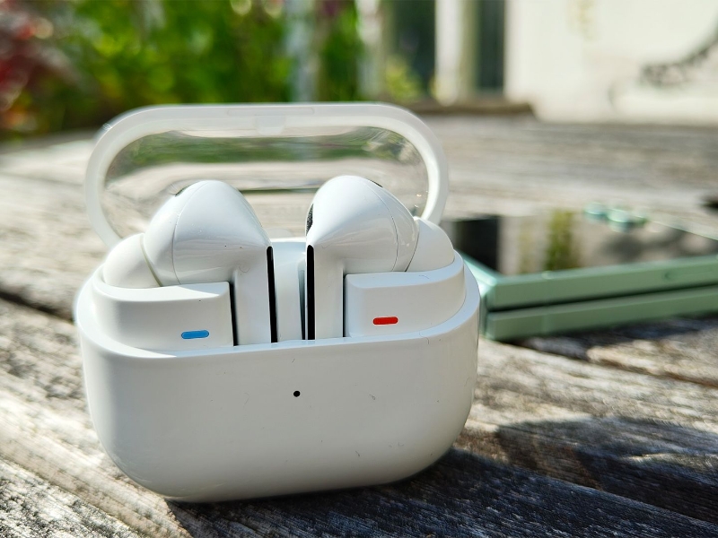 Samsung Buds 3 Pro (High Copy) Variant